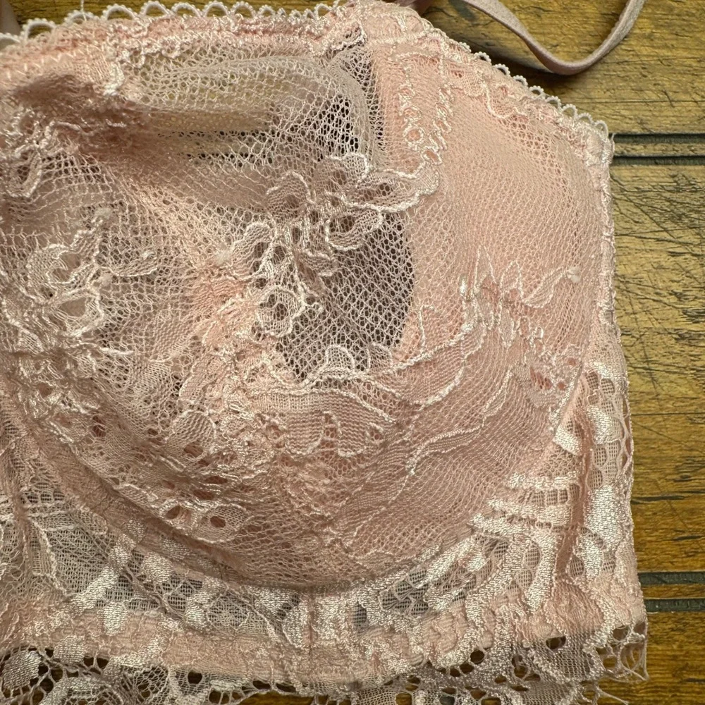 Victorias Secret‎ Pink Lace Demi Bra Push Up Non Padded 32D